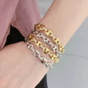 Shining Golden Silver Pig Nose Slim Bracelet Elegant Fashion Jewelry for Party Daily Use Bangle