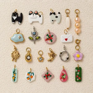 Showfay Unique Exquisite Charm Bar Accessories 18K Gold Plated Stainless Steel Hand Painted Charms Tarnish Free