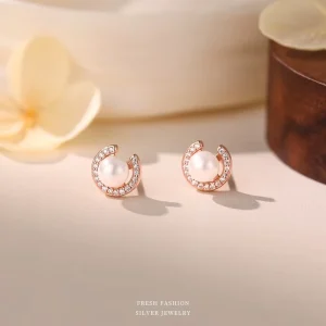 Silver Needle Glass Bead Earrings for Women Fashion Style Inlaid with Zircon Light Luxury Personality C-shaped Sweet Ear Jewelry