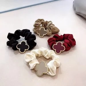 Simple Design Versatile Lucky Four Leaf Clover Metal Satin Silky Scrunchies Women Black Fabric Elastic Hair Bands Ties Accessory
