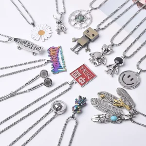 Simplicity Fashion Personalized Clothing Accessories Necklaces Men’s and Women’s Pendants Hip hop Men’s Retro Pendants