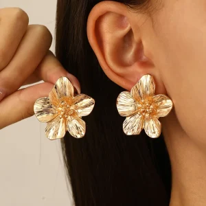 Small Flower Stainless Steel Stud Earrings 18K Gold Plated Trendy Star Design Women’s Anniversary Jewelry