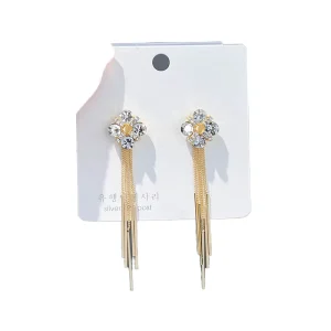 Small Unique Design Long Tassel Stud Earrings with Fashionable Temperament Made of Stylish Alloy for Anniversary Occasions