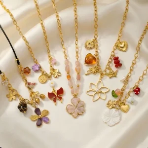 Spring and Summer Pendant Flower Stainless Steel 18K Gold Plated Women’s Necklace Luxury Niche Design Exquisite Style