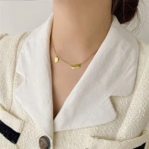 Square Lucky Letter Necklace for Women Instagram Style Minimalist Layered Clavicle Chain Sweet Tempered Accessory