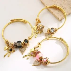 Stainless Steel Bracelet Fashionable and Sweet Rhinestone Heart shaped Bow Pendant High end Handmade Accessory