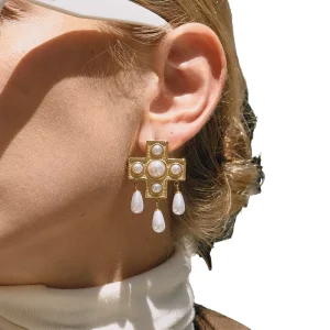 Stainless Steel Earrings Old Money Style Hammered Gold Cross Earrings Ornate Pearl Tassel Earrings Gift