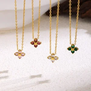Stainless Steel Luxury 18K Gold Plated Four-Leaf Clover Necklace Inlaid Zircon Fashion Pendant Titanium Steel Necklace for Women