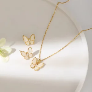 Stainless Steel White Shell Butterfly Pendant Necklace with Link Chain Gold Plated Cute Women’s Fashion Jewelry Gift