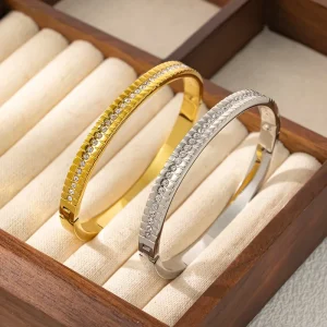 Stainless Steel Women’s Zircon Bracelet Polished Shine Fade resistant Gear Pattern Hip hop Design Charm Jewelry Bangles