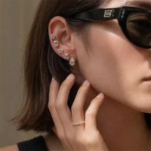 Stainless Steel with Cute Shiny Crystal Stud Earrings for Women 18K PVD Waterproof Ear Accessories Fashion Female Jewelry
