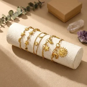 Star and Sun Shaped Chain Link Bracelet with Embossing Enamel Jewelry Charm for Women Daily Gift