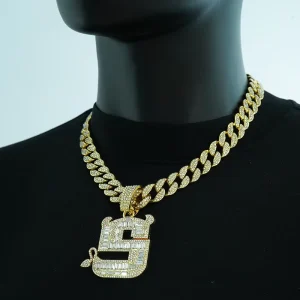 Stock New Arrival 15mm Width Cuban Link Chain Hip Hop Alloy and Bling Rhinestone S Letter Big Pendant Necklace