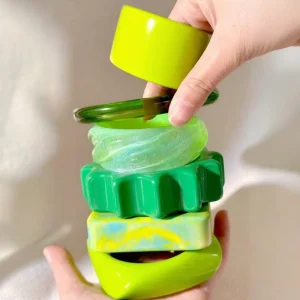 Summer Fashion Bangle for Beach Vacation Green Geometric Water Ripple Circular Resin Bracelet