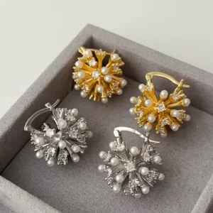 Summer New Product Sunflower Shaped Earrings Exquisite Pearl Earrings Collection Snowflake Cluster Cuff Earrings