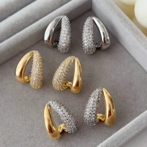 Summer New Style Pave Zircon Heart Shaped Metal Stud Earrings Hollow out Unique Design