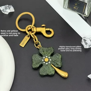 Sweet Style European Color Flower Shaped Metal Keychain Subtle Luxurious Diamond Accents Versatile Fashionable Bag Charm