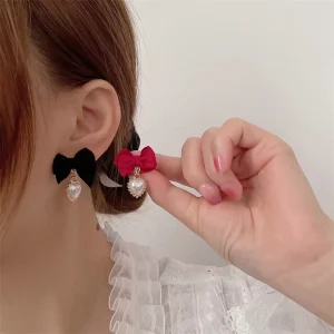Sweet and Cool Heart Pearl Earrings Fine Jewelry Vintage Red Black Bow Earrings