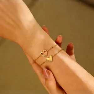 Sweet and Cute Girl Stainless Steel Waterproof Delicate Hollow Out Heart Shape Friendship Couple Bracelet