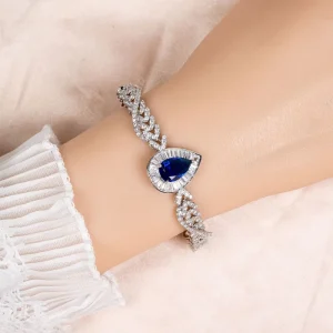 Temperament Alloy Classic Light Luxury Fashion Versatile Personalized Charm Bracelet for Women