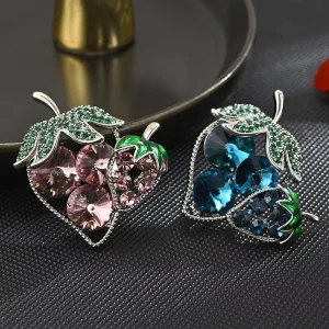 The New Spring Style Is Cute and Exquisite It Can Be Paired with Crystal Brooches for Daily Use Exuding an Elegant