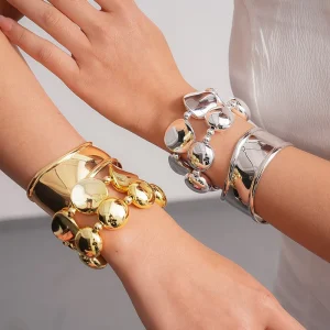 Three-piece Set of Irregular Wavy Round Bracelets Metal Style Fashionable Bracelet Unique Niche Jewelry
