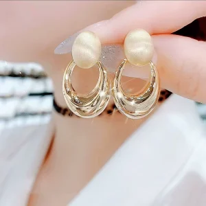 Trendy Classic Geometric Imitation Pearl Stud Earrings for Women Silver Plated Zinc Alloy Crystal & Rhinestone Party Jewelry