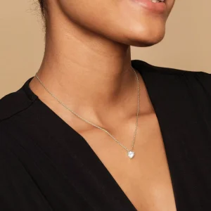 Trendy Fashion Accessories Classic Solitaire Oval Shape Zircon Charm Necklace for Women