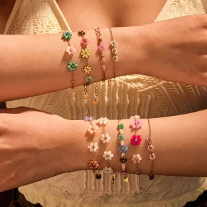 Trendy Stainless Steel Boho Flower Wrap Bracelet with Custom Logo Gold Plated Seed Beads Adjustable Chain for Boutique Gifts
