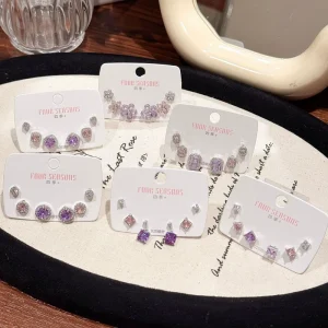 Trendy Women’s Copper Square Diamond Heart Silver Needle Bone Nails Crystal Zircon Claw Setting Stud Earrings Paris Set