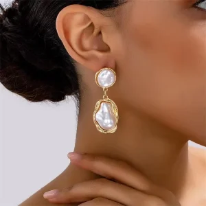 Unique 18k Gold Plated Vintage Palace Drop Earrings Women’s Imitation Pearl Dangle Fashion for Weddings Jewelry