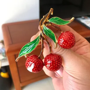 Versatile Fine Brooch Fruit Brooches Fresh and Sweet Lychee Fruit Brooches Woman New Models Clothing and Accessories