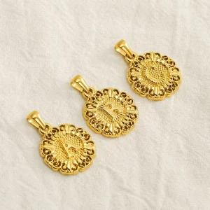 Versatile Women’s Single Pendant New Embossed 26 English Trendy Accessories Stainless Steel Jewelry
