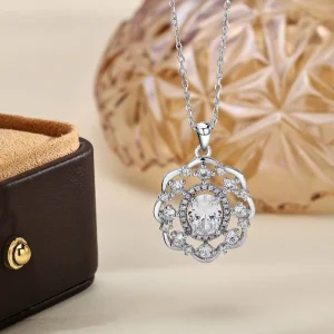 Vintage 925 Sterling Silver Oval Zircon Exquisite Pendant Necklace for Women Jewelry