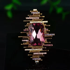 Vintage Brooches Luxury Women’s Fashion Elegant Brooch Rhinestones Jackets Suits Jewelry Accessories