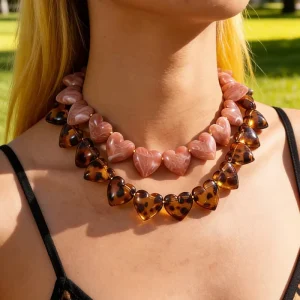 Vintage Brown Amber Look Heart Pendant Necklace Retro Gold Tone Chain Boho Layering Accessories Summer Beach Vacation Decor