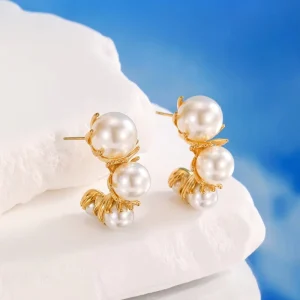 Vintage Daisy Flower Fresh Water Pearl Stud Earrings for Women Gold Plated Stainless Steel Jewelry