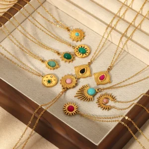 Vintage Old Money Natural Stone Pendant Necklace Fashion High end 18K Gold Plated Long Stainless Steel Necklace for Women