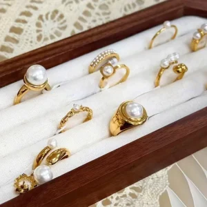 Vintage Pearl Jewelry Custom Hypoallergenic Stainless Steel 18K Gold Plating Stackable Gold Plated Pearl Rings For Daily Wear