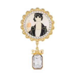 Vintage Round Disc Portrait Brooch for Women Gold Plated Crystal Rhinestone Alloy Fashion Jewelry Perfect Gift