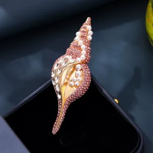 Vintage Shell Pearl Gold Plated Zinc Alloy Brooch Pin Conch Shape Shimmering Breastpin Statement Wedding Party Gift Badges Suits