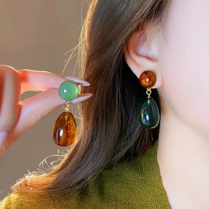 Vintage Water Drop Earring Women French Elegant Style Resin Amber Ear Stud Female Daily Statement Party Jewelry Accessory Gift