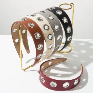 WENNAN Fashion Silver Eyelets Wide PU Leather Headband Punk Non slip Headband Hair Accessory