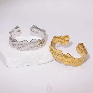 Waterproof Fashion Personalized Stainless Steel Opening Bracelet Line Texture Geometric Embossing Opening Bracelet Does Not