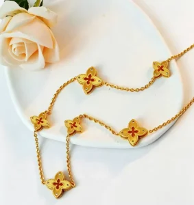 Women 5 Four Leaf Clover Bracelet Gold Plated Lucky Floral Charm Bracelet Daily Fashion Accessory