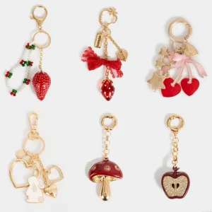 Women Bag Accessory Charm Gold Plated Strawberry Fruit Pendant Key Rings Pearl Beaded Woven Bowknot Bag Charm