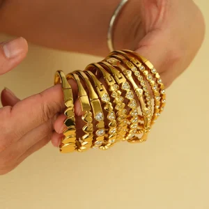 Women Bracelet Trendy Jewelry 18K Gold PVD Plated Stainless Steel Bracelet Zircon Heart Love Bangle for Gifts