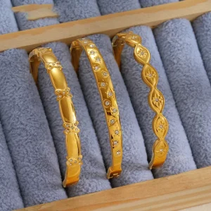 Women Irregular Stainless Steel Bangle Inlaid with Zircons Anti-tarnish Bracelet