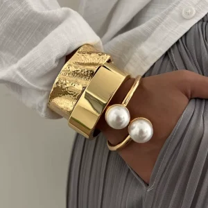 Women Smooth Hand Bracelet Fashion Bracelets Bangles Exaggerated Hip Hop Style Multiple Combination Hammer Pattern Bracelet