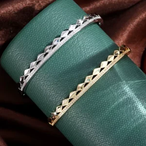 Women’s 18K Gold Plated Stainless Steel Fashion Geometric Bezel Set Zircon Bangle for Anniversary